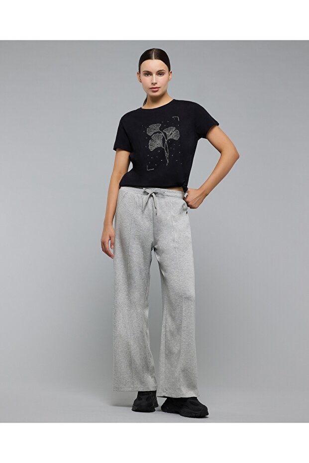 بنطال رياضي سادة بخصر برباط - 2