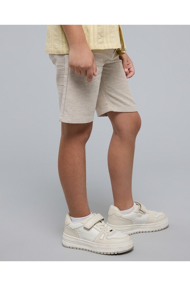 شورت بيج سادة للأولاد مع إغلاق بأزرار - 3