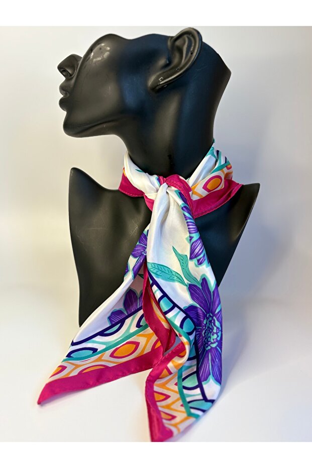 Patterned Square Scarf (45X45 cm)