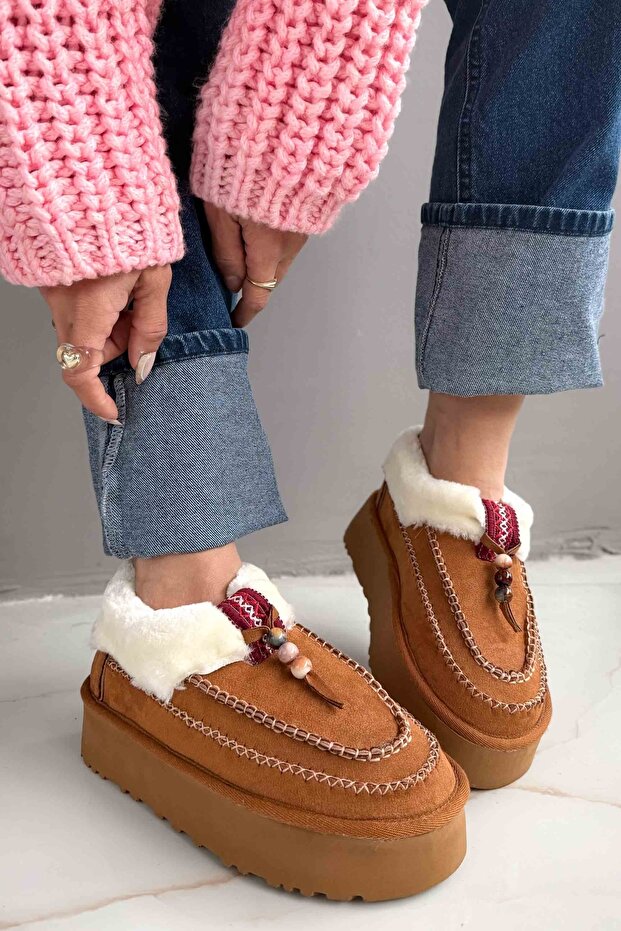 Pixy Brown Suede Stitching Detailed Fur Women's Boots
