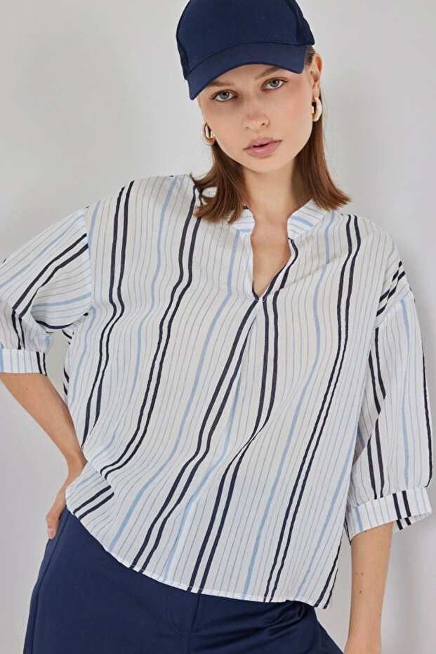 Striped Oversized blouse 967 - light blue - 1
