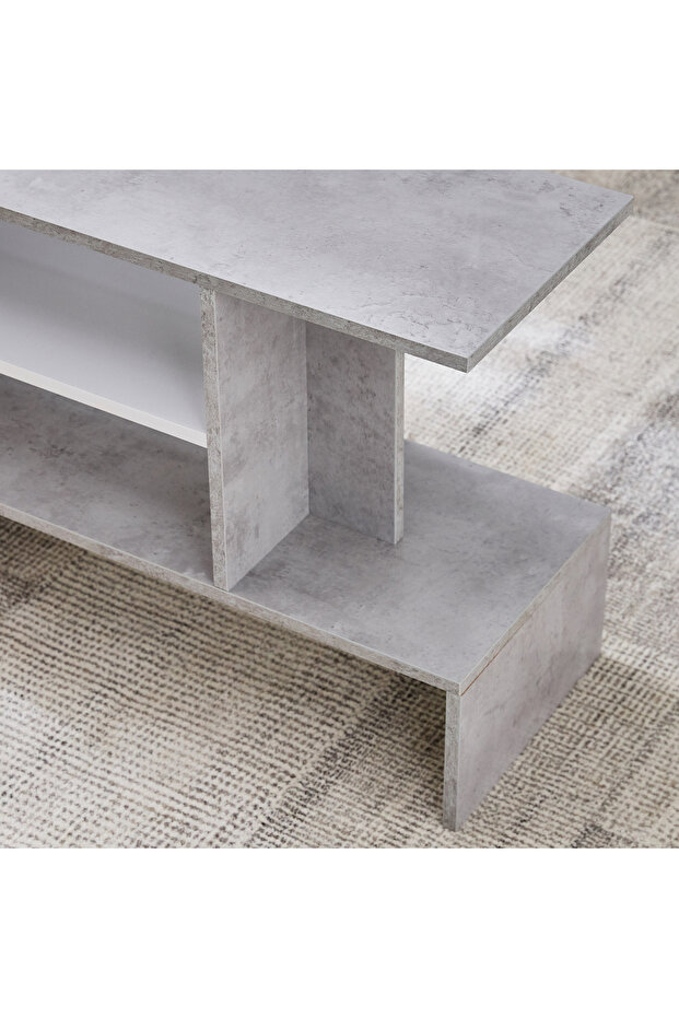 طاولة جانبية على شكل أريكة برونو باتارا - 4