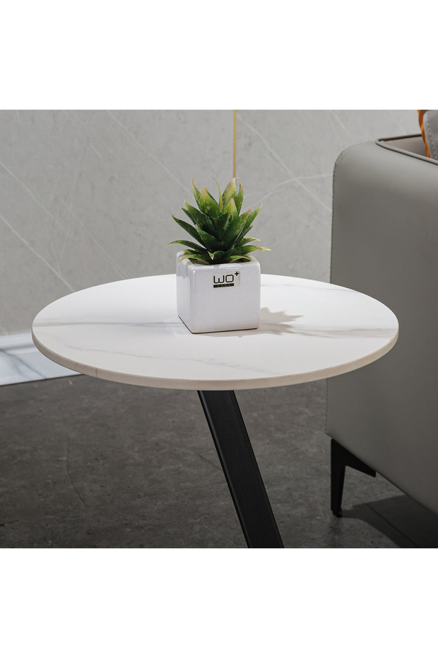 طاولة جانبية من الحجر المسحوق من بارون - 3