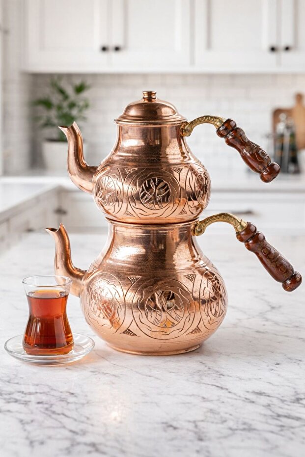 إبريق شاي نحاسي كبير الحجم - صناعة يدوية من غازي عنتاب