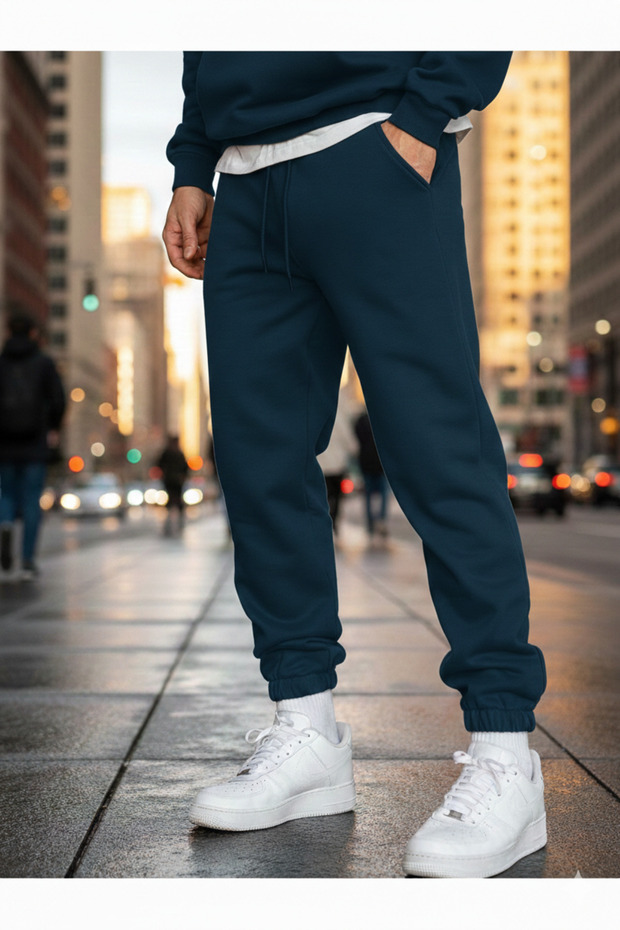 بنطلون رياضي رجالي بثلاثة خيوط مع أرجل مطاطية - 1