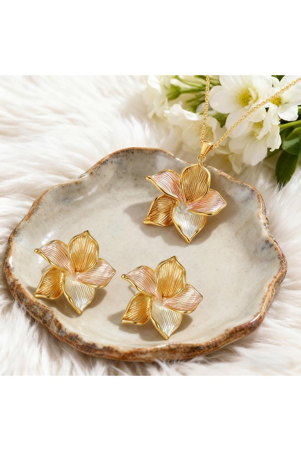 set 1 Classic Stylish Color-blocked Flower Necklace Ring Earrings Accessory Set for Women Exquisite