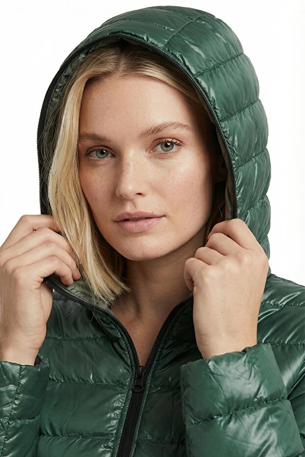 Kısa-Kapişonlu Mont - 5