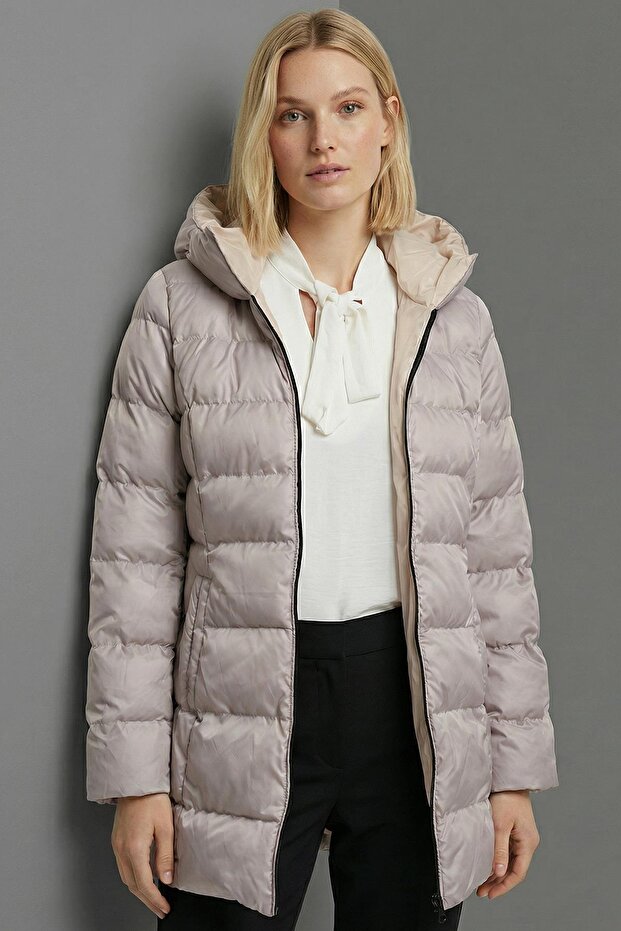 Uzun-Kapişonlu Mont - 1