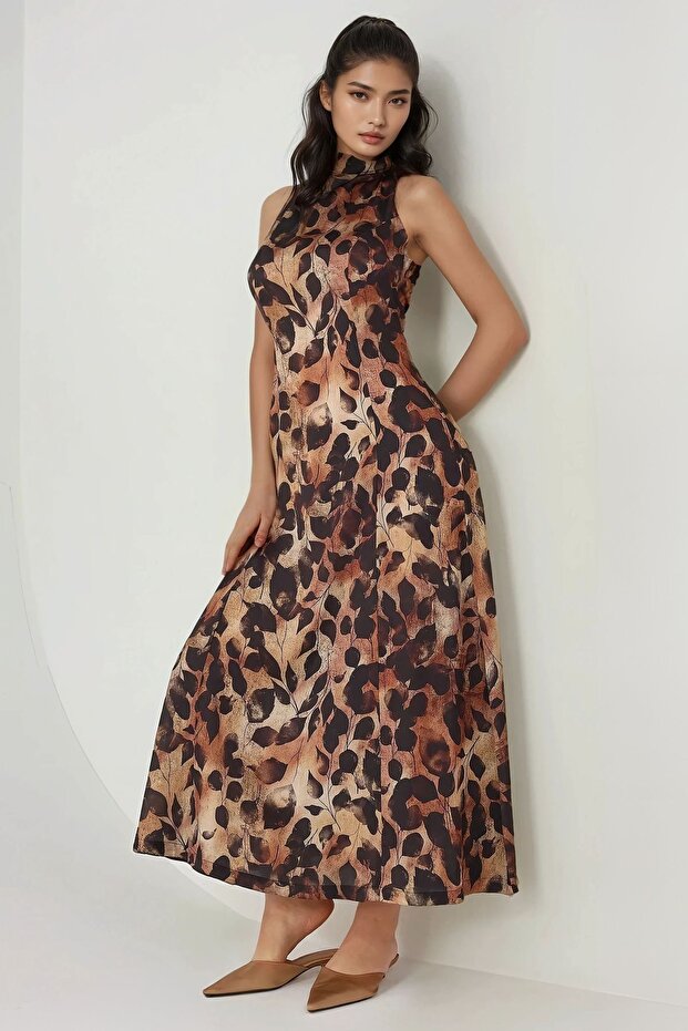 منقوشة الرسن الرقبة فستان ماكسي - 5