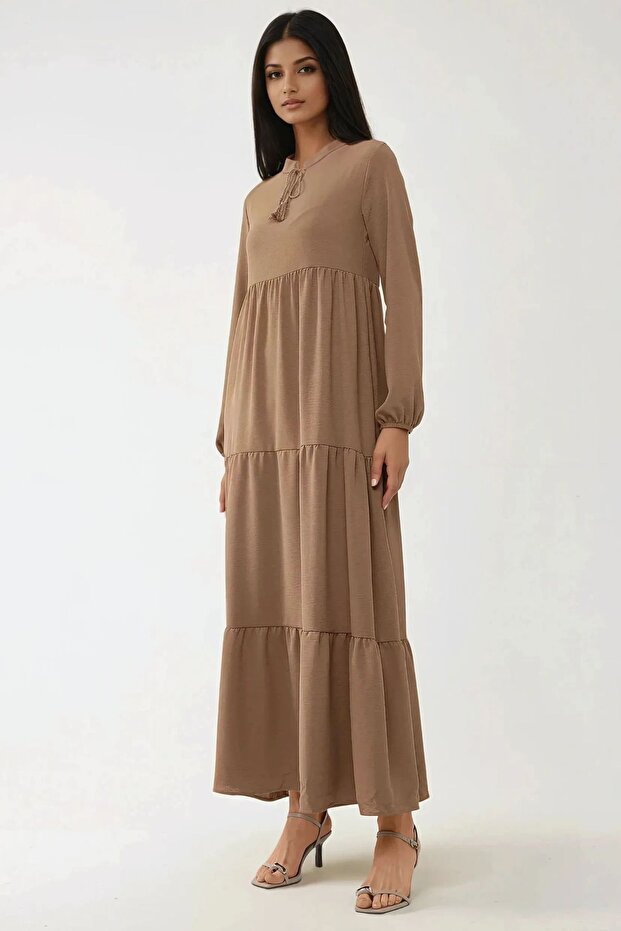 Textured maxi dress with round neck and buttons - 2