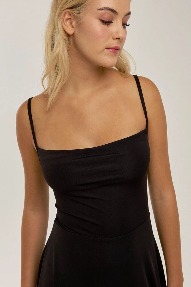 Düz Kesim Askılı Maxi Elbise - 5