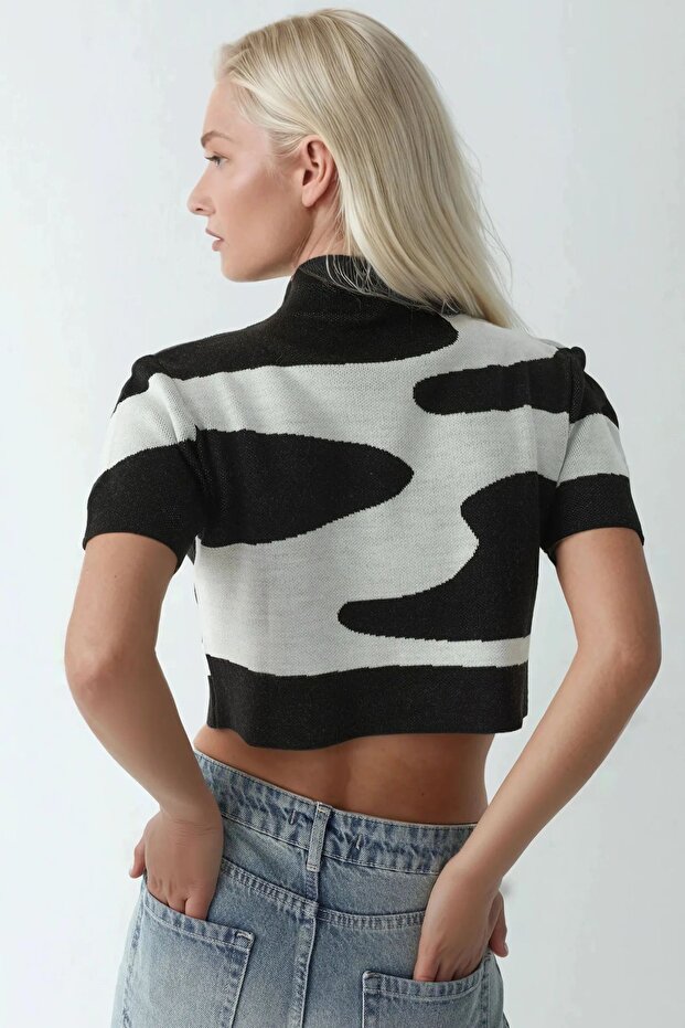 Soyut Desenli Triko Üst - 3