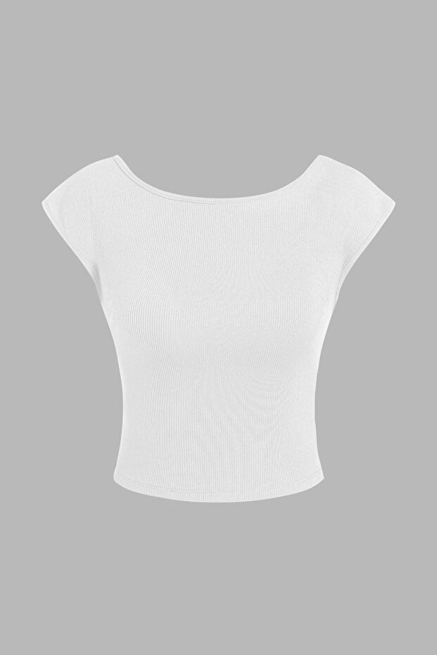 بلوزة قصيرة مفتوحة الظهر - 2