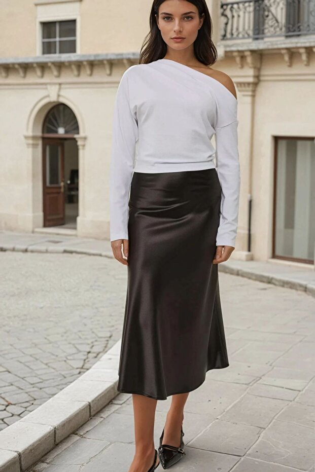 Asimetrik Yaka Drape Detaylı Bluz - 5