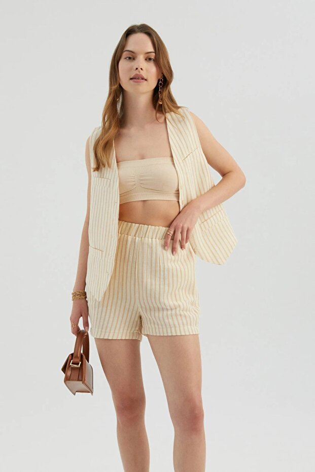 Şeritli Yüksek Bel Elastik Bel Şort - 1