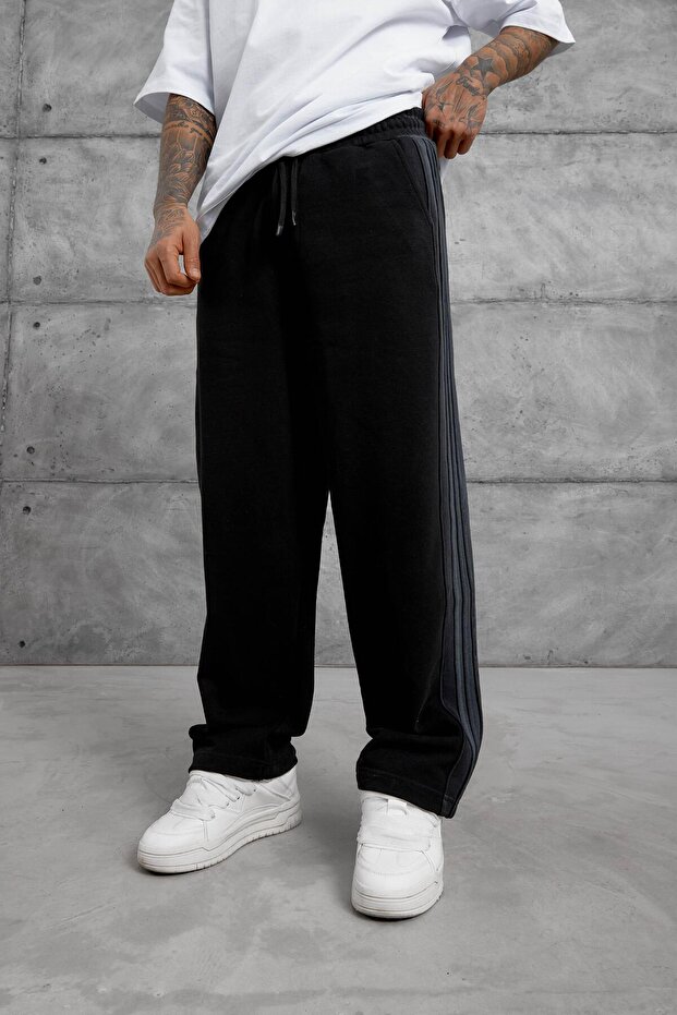 Black SPARKLING STRIPED BAGGY SWEATPANTS