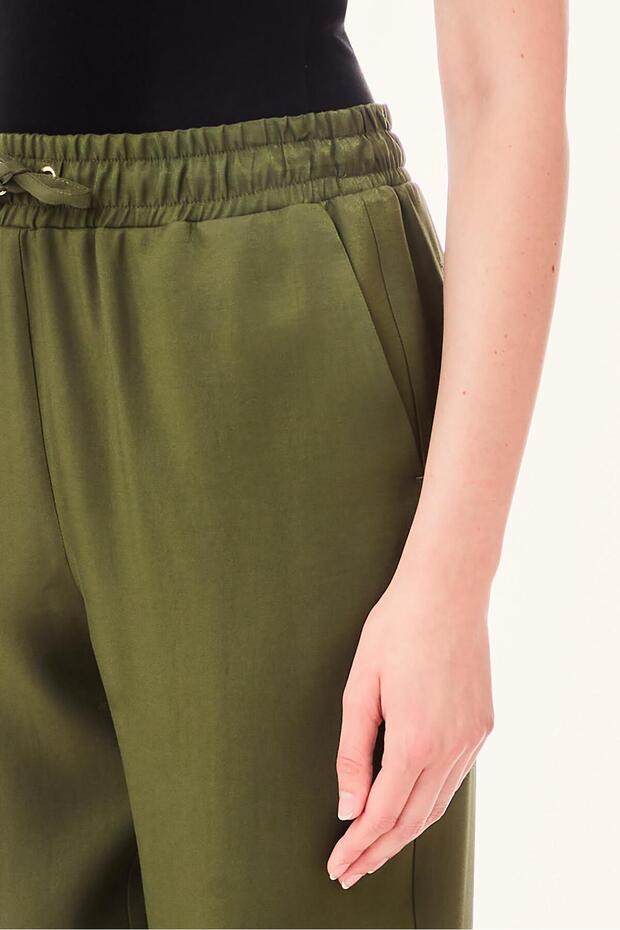 Yeşil Pantolon - 3