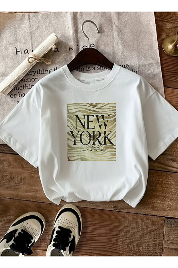 Women's Zebra Patterned New York Graphic Printed White T-Shirt