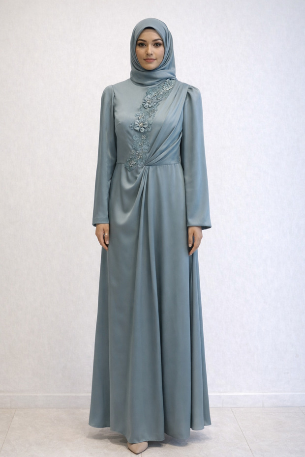 Rochie de seară din satin brodată - 1