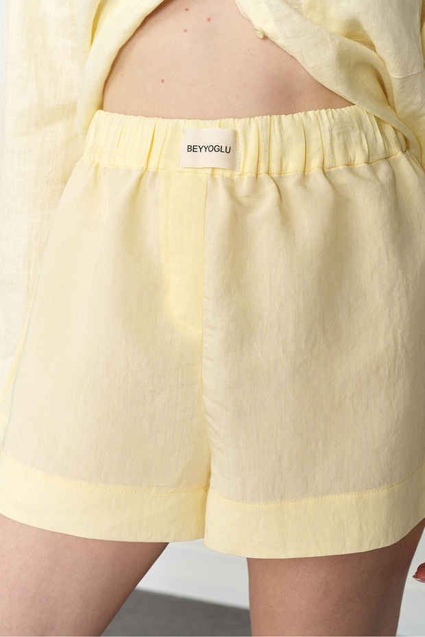 Beli Lastikli Çizgili Şort - 3