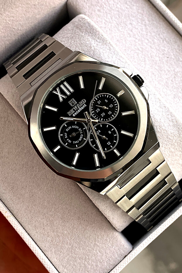 Original 2 Year Warranty Men's Wristwatch Steel Band Boxed