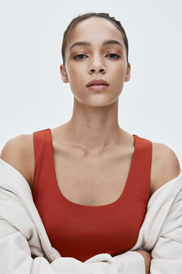 Kolsuz Mikrofiber Üst - 1