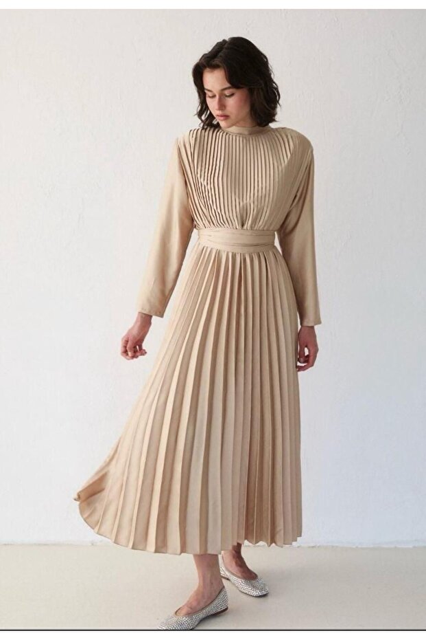 PİLİSELİ ELBİSE - 3