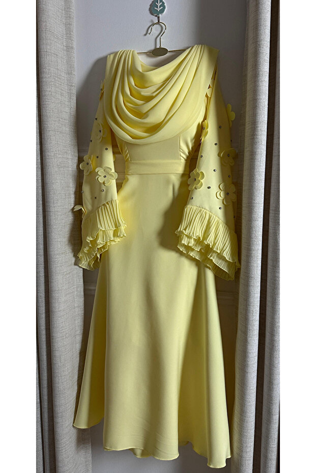 فستان رِيـفال 💛✨ - 2