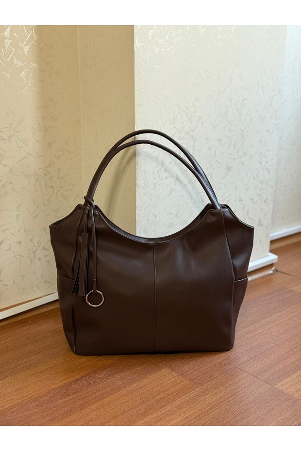 Large Size Casual Women's Shoulder Bag with Ring and Tassel Detail