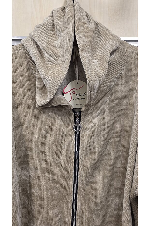 سترة مخملية بنمط بسيط - 3