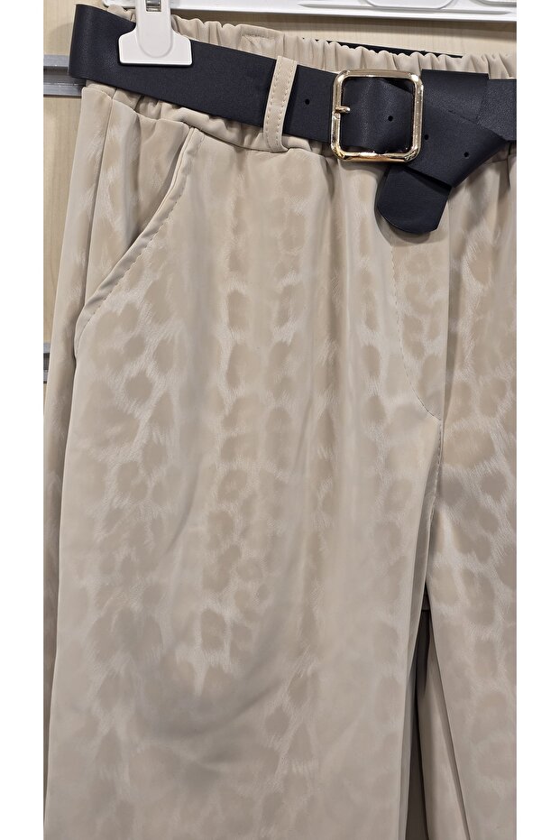 Leopard Pattern Trousers Leather-Look - 4