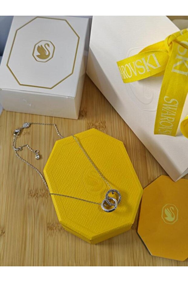 Chain with pendant - 4