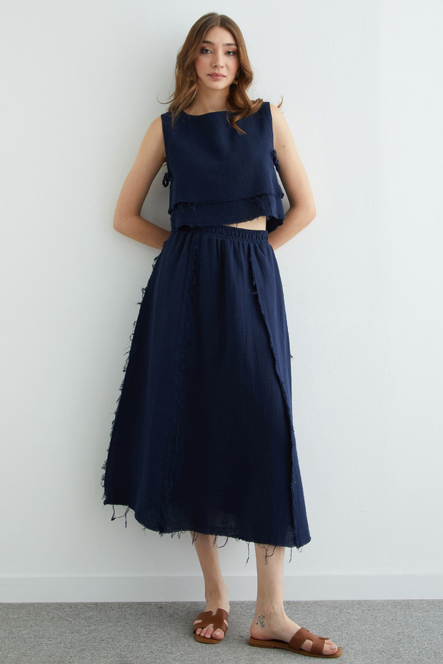 Muslin 2-Piece Set with Elastic Waist and Tasseled Skirt
