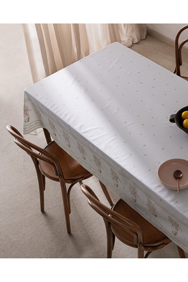 Carel Cotton Tablecloth - Powder - 160X160 cm
