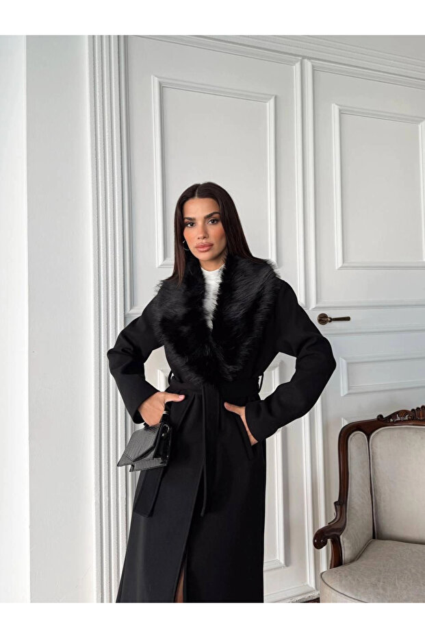 Premium Quality Cashmere Coat with Fur - Black