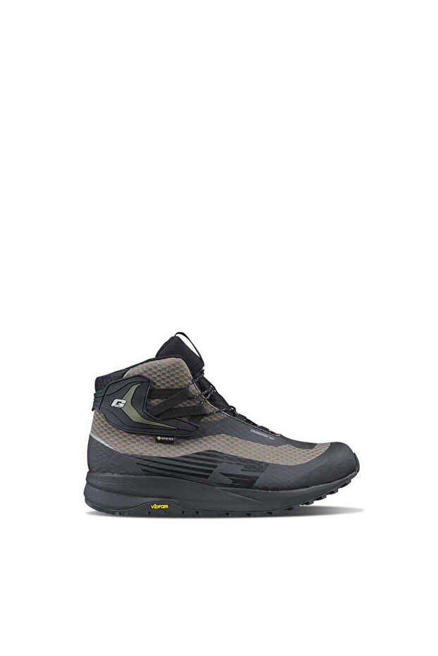حذاء G-XENON GORE-TEX باللون الأسود والأخضر