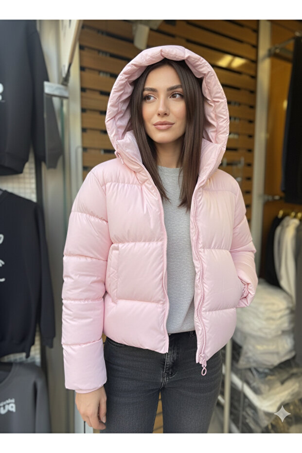 KAPÜŞONLU KADIN MONT - 1