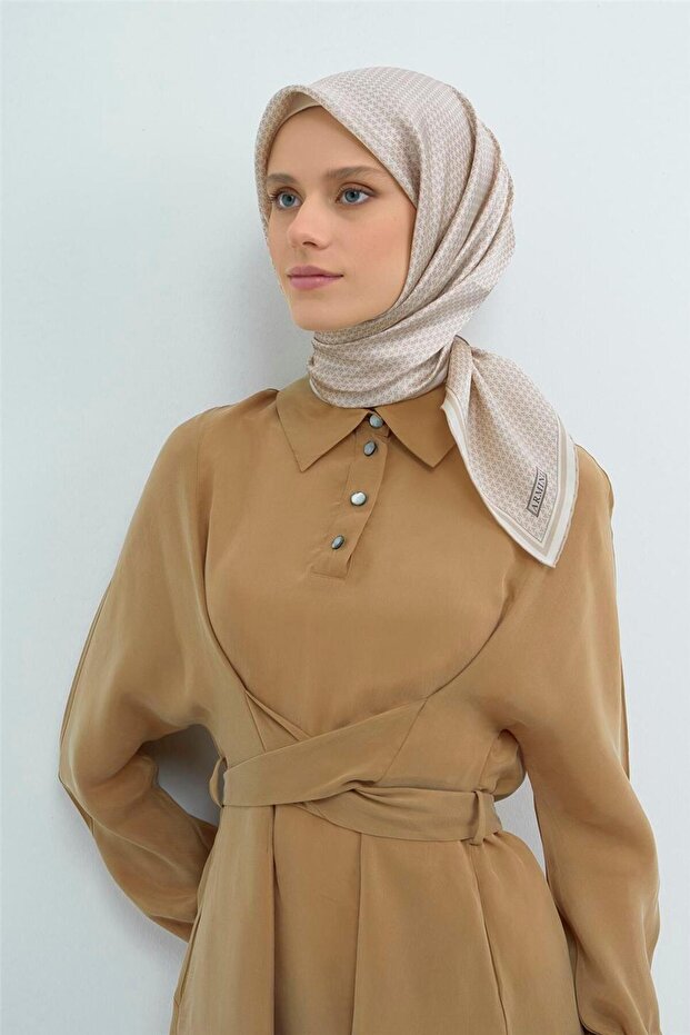 وشاح من الحرير الخالص 9528D 51