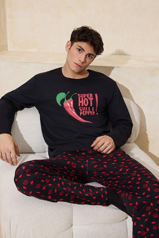 Siyah Regular Kesim Biber Baskılı Pamuklu Cep Detaylı Uzun Örme Pijama Takımı TMNAW26PT00044 - 2