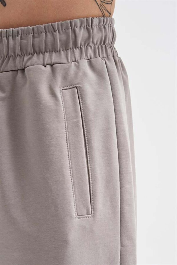 Basic Regular Elasticated Cuff 3-Pocket Jogger Sweatpants Light Gray - 3