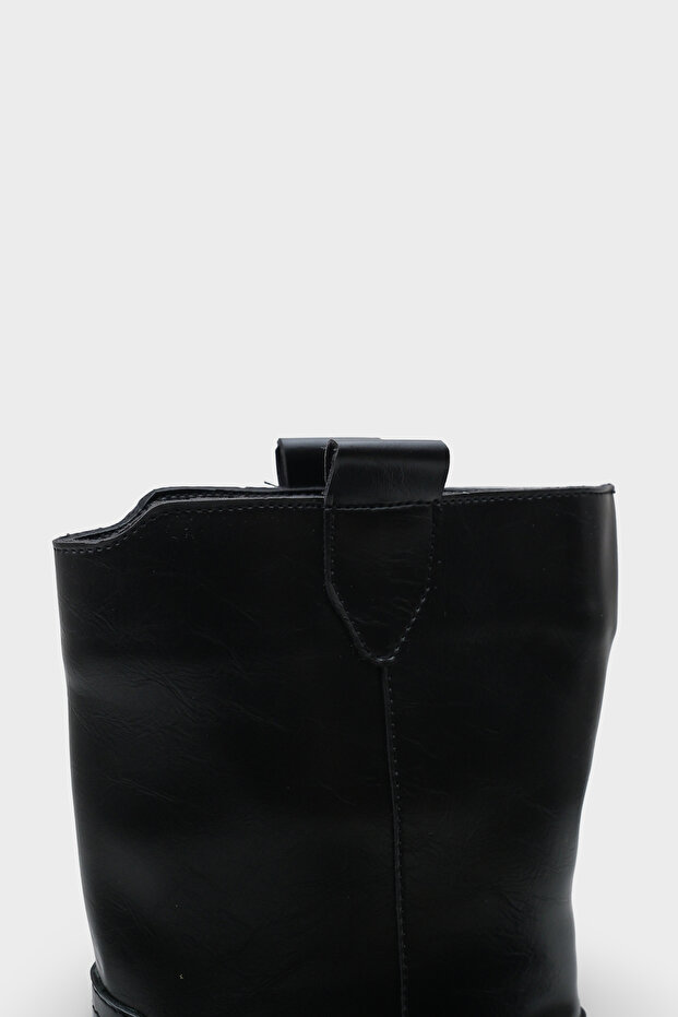 Emmye Kadın Bot - 2