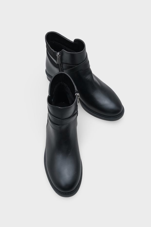 Isabelle Kadın Bot - 5