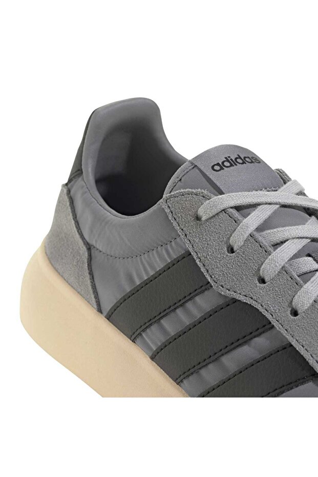 Boty Barreda Decode - 8