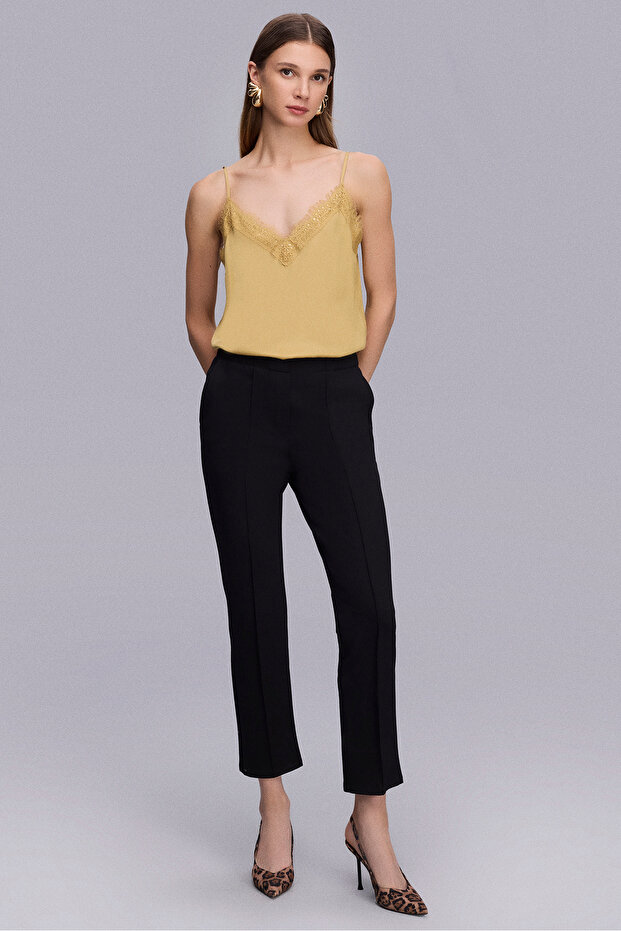 Önü Dikişli Siyah Örme Pantolon - 2