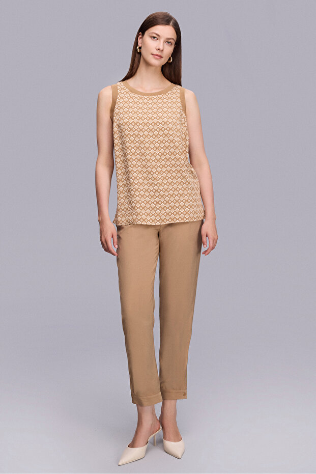 2048-1 بلوزة بنمط هندسي - 5