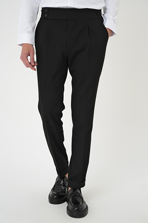Comfort Fit Pleated Black Jogger Pants with Buckle Waist P 1170