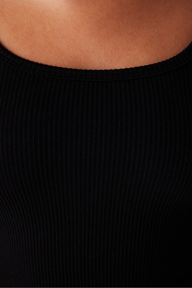 Seamless Square Neck Siyah Üst - 4