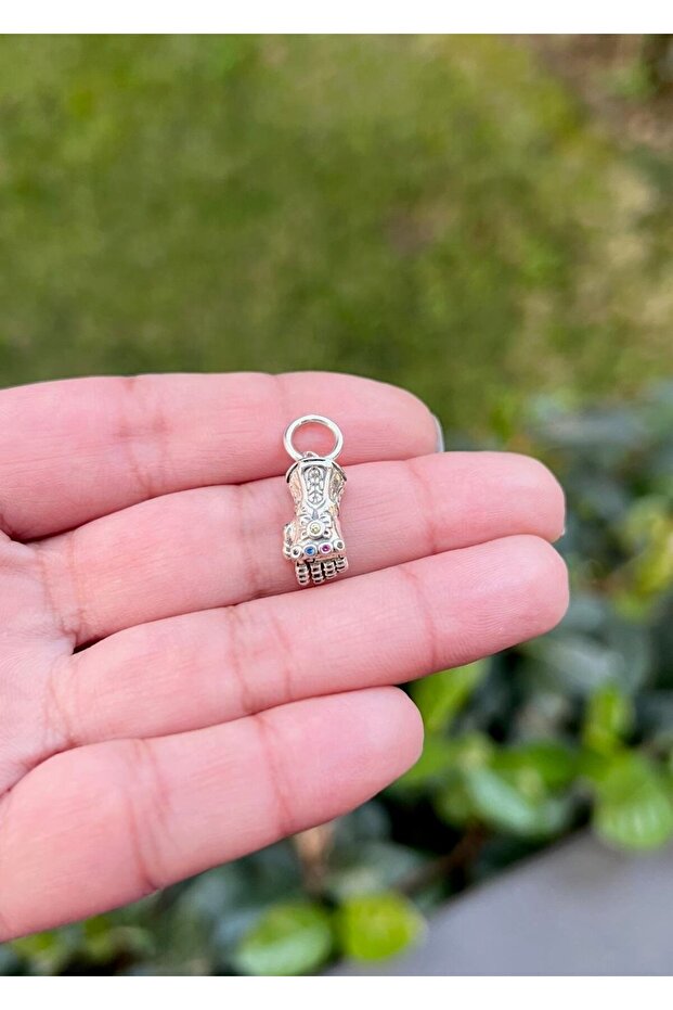 سحر قفاز إنفينيتي - 2