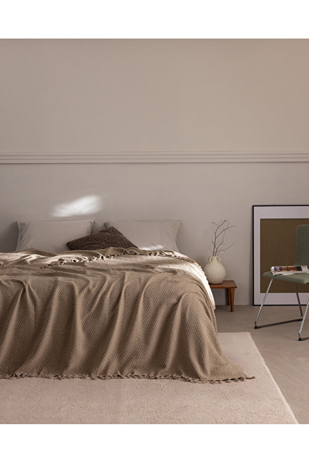 Stephane Double Bedspread - Beige