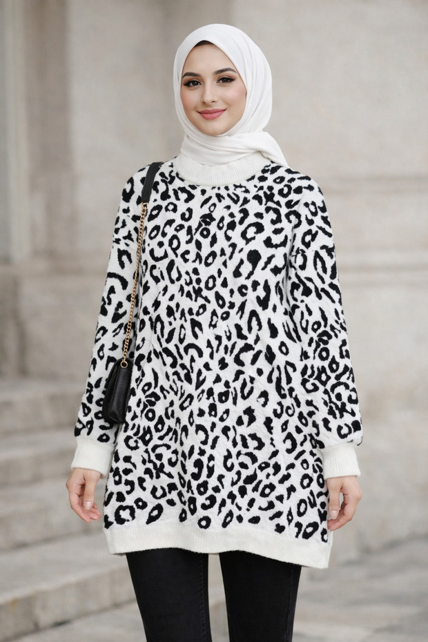 سترة مزخرفة بأوراق الشجر ذات شعر كثيف - 1